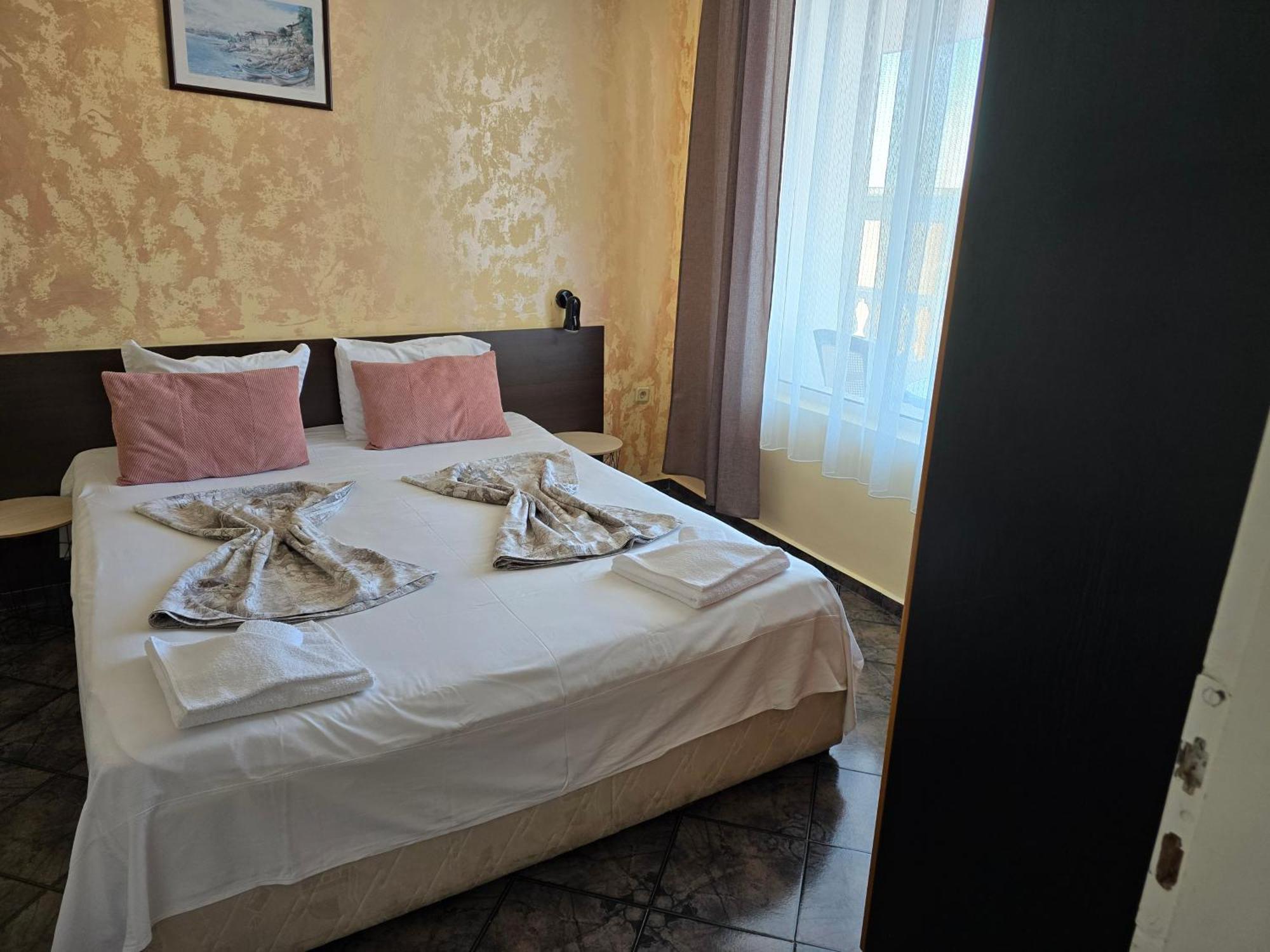 Orion Guest House Sozopol Ngoại thất bức ảnh